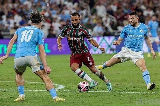 科贝：维尼与阿隆索矛盾始于世俱杯，因后者想安排他替补