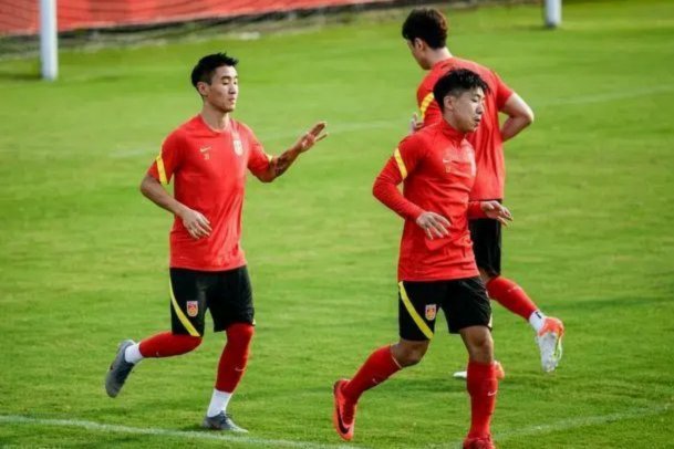 归化专家：热那亚U15蔡昀翼是浙江人，足协成功从意大利抢人