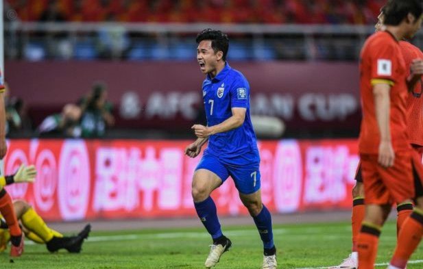 韩国李刚仁助攻扳平捷克 悬念继续！